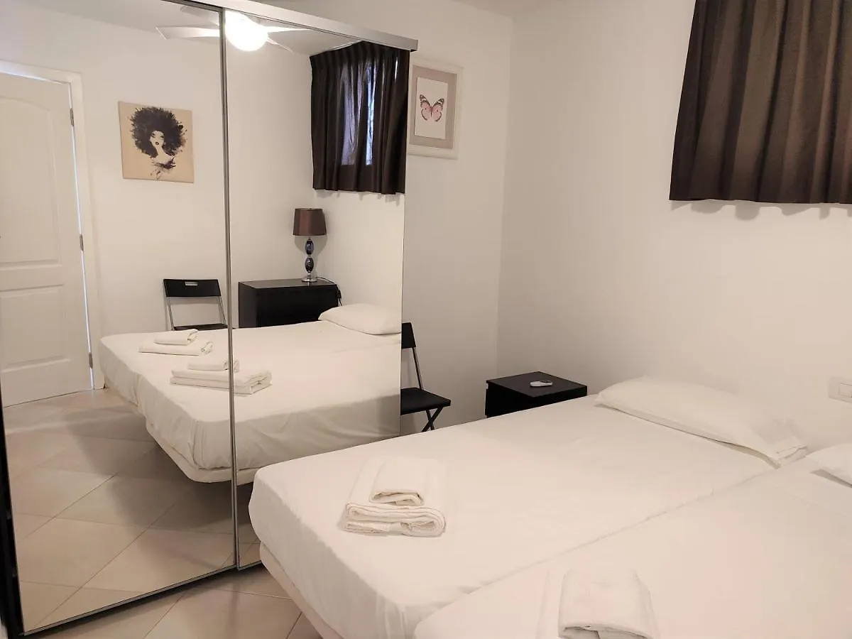 Appartamento Apartamento Claudia En Parque Santiago 1 Playa de las Americas  Spagna