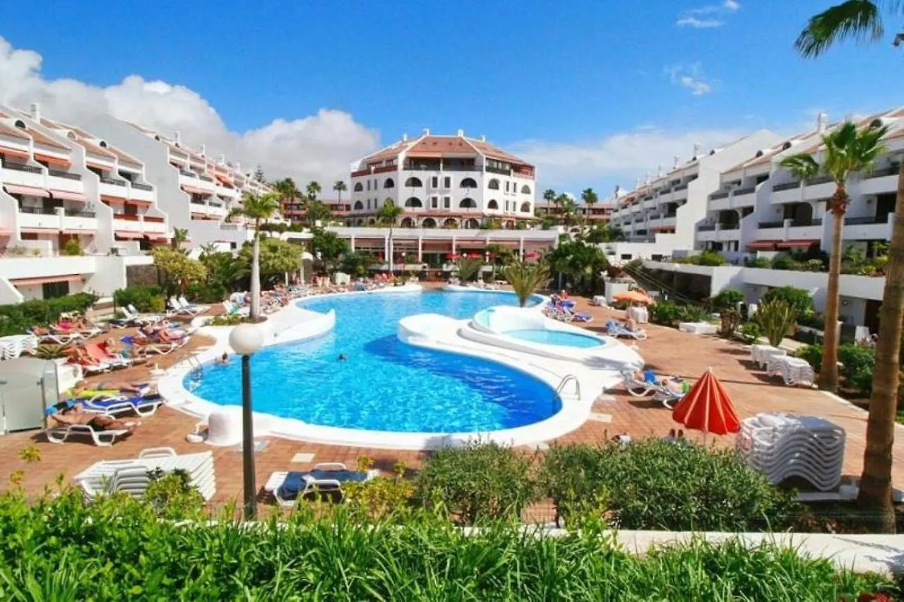 Контакты Apartamento Claudia En Parque Santiago 1